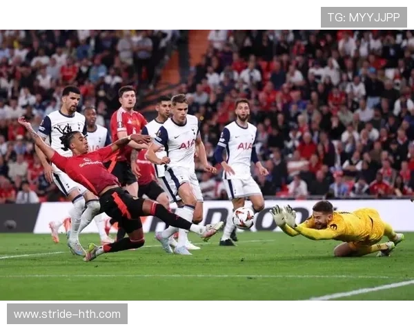 足球百大球星第九名揭秘 他是如何成就传奇的故事